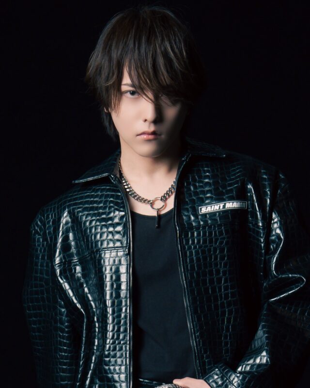 SHURU OHL FR1ENDS Photo