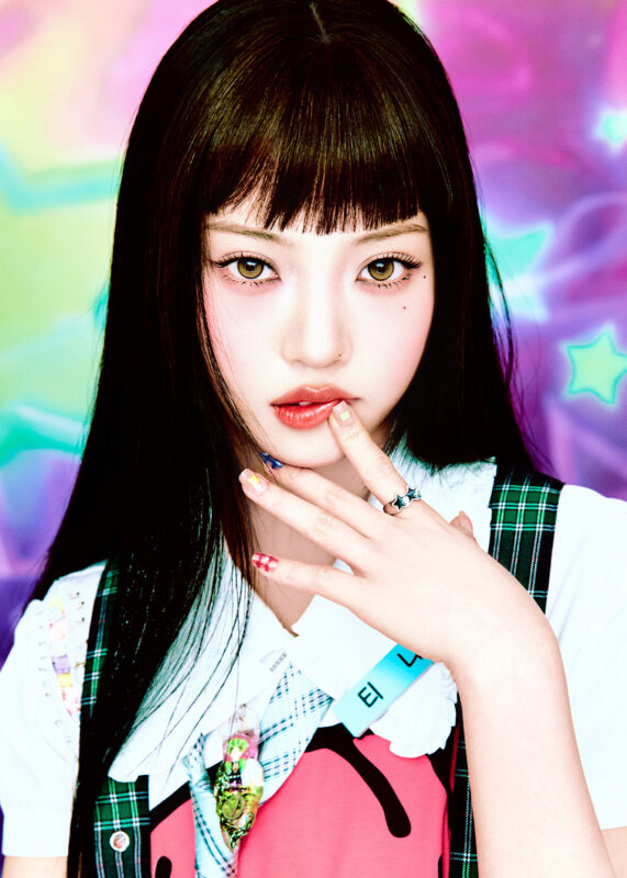 TINA UNCHILD profile