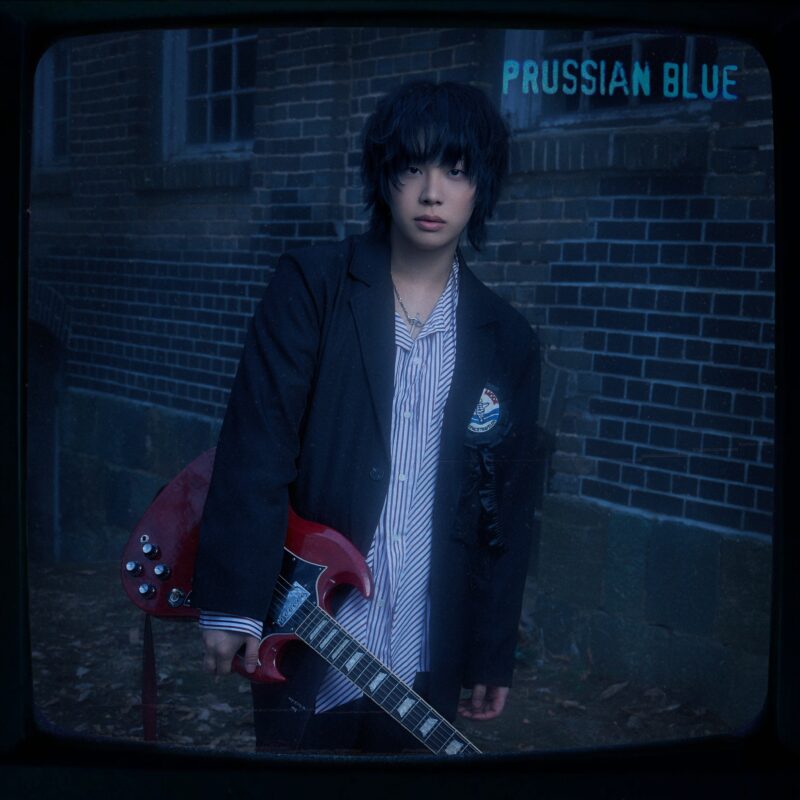 LEE DOHUN can't be blue PRUSSIAN BLUE Photo