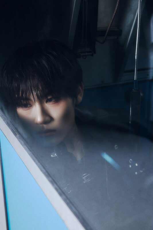 hwuiwon can't be blue can’t love Concept Photo
