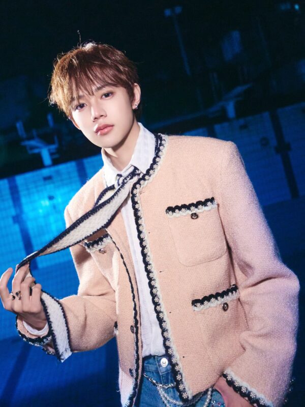 Alex ARKis The Scent Of You Concept Photo