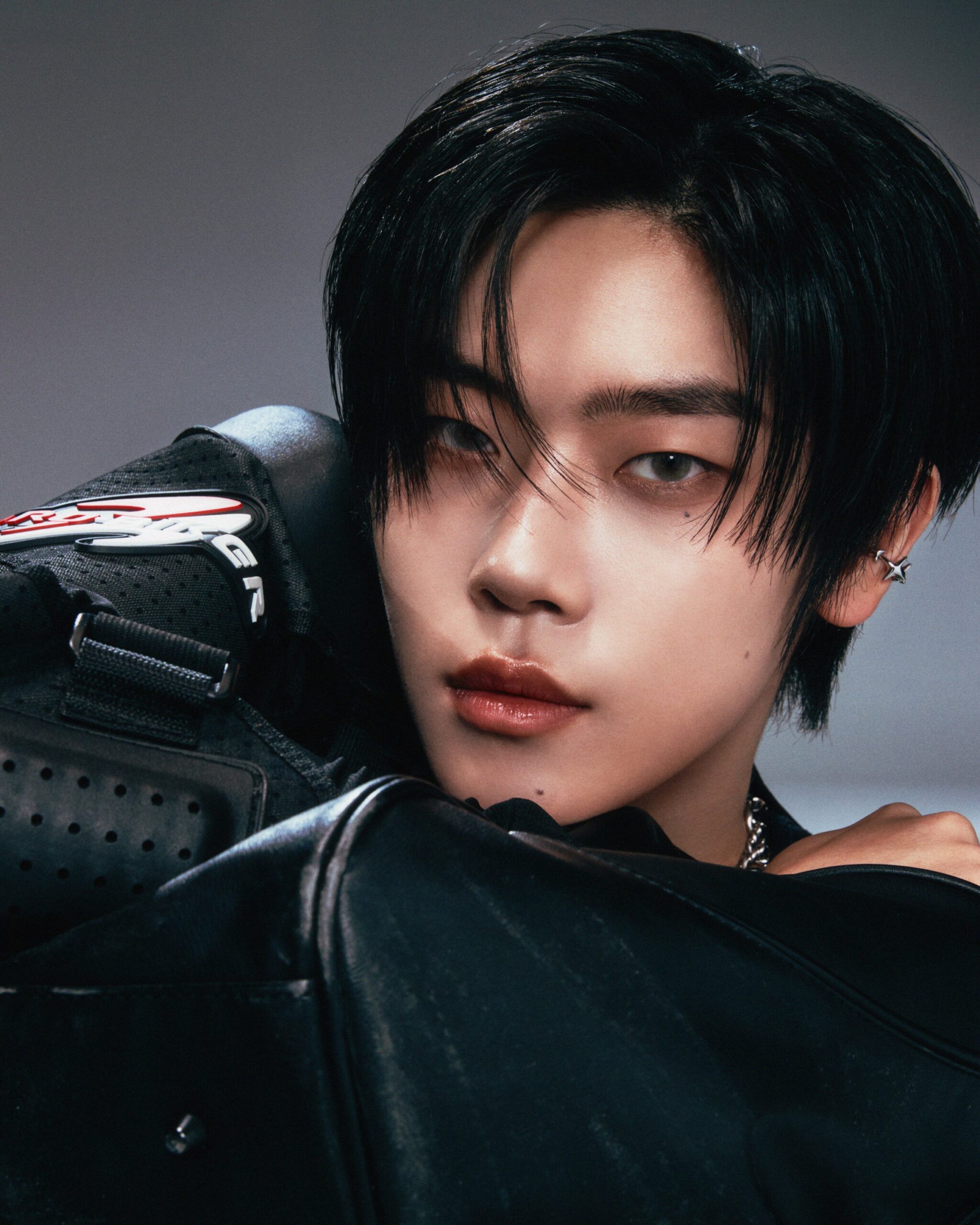 CLOSE YOUR EYES Jang Yeojun