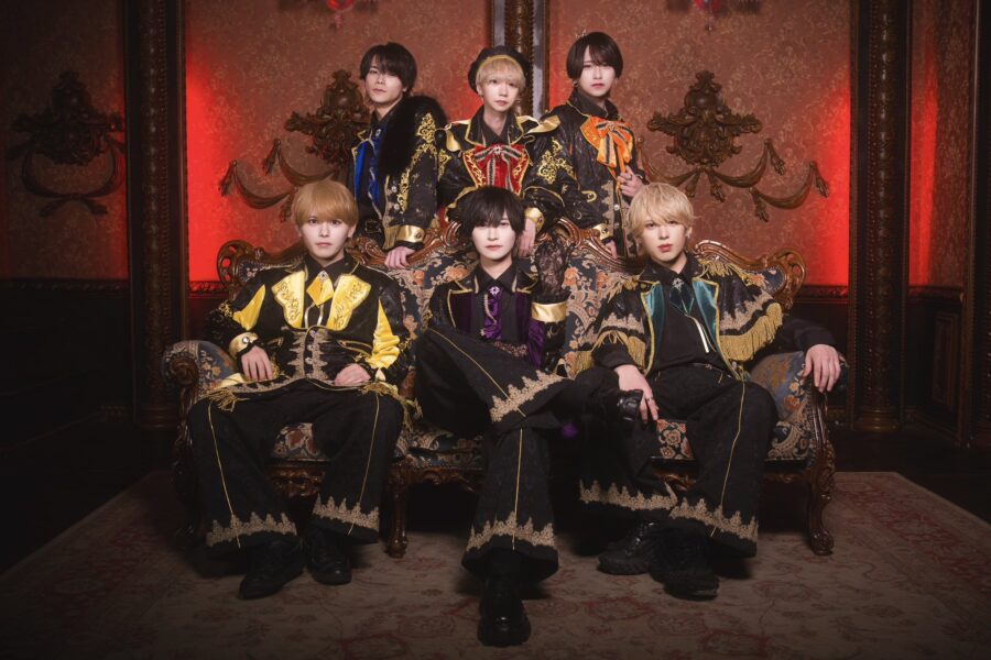STRAY DOGs New Visual Photo