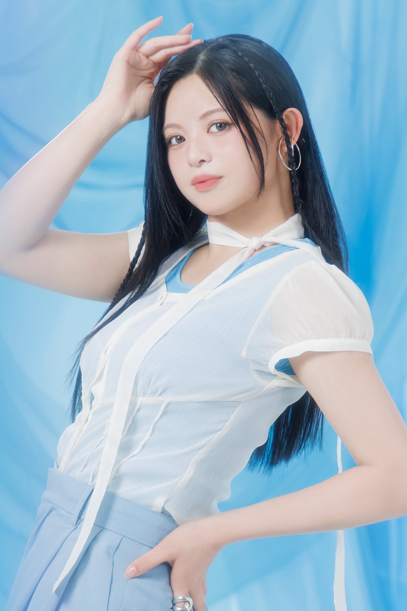 I-CHI ONE LOVE ONE HEART Ups & Downs Concept Photo