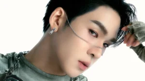 AuAu PLAY WITH ME concept photo