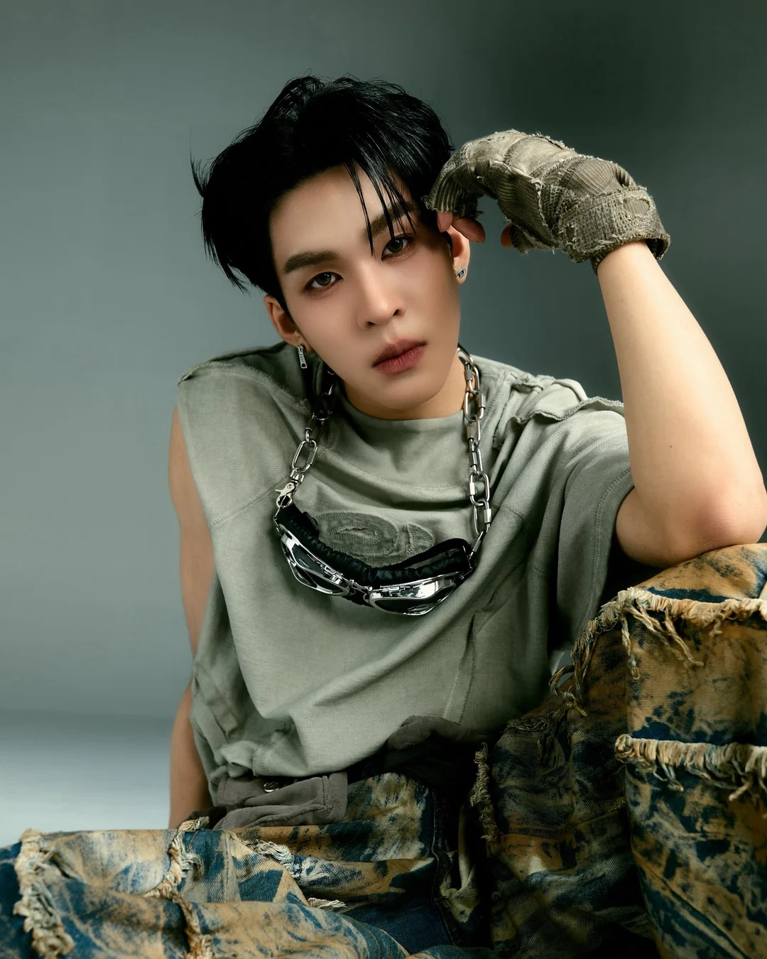 AuAu PLAY WITH ME concept photo