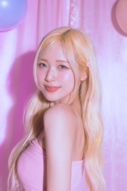 DAZE CrazAngel EP [Picasso] Concept Photo 1. Rose Period