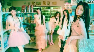 illit-japan-1st-single-toki-yo-tomare