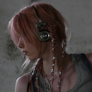 xiihu South Korean singer