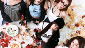 LE SSERAFIM SPAGHETTI COMPACT BITES