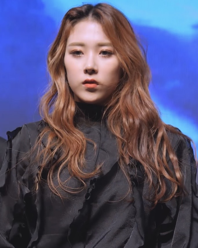 2some member Kyungbin