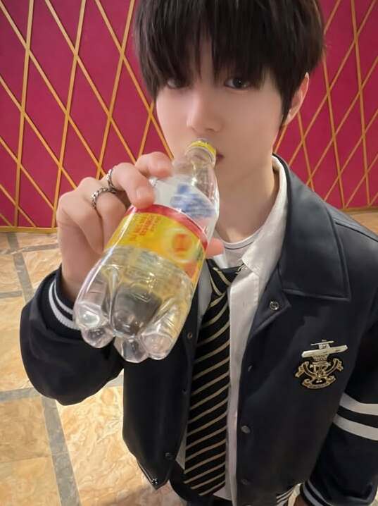 Kim Sihwan OUIBOYS