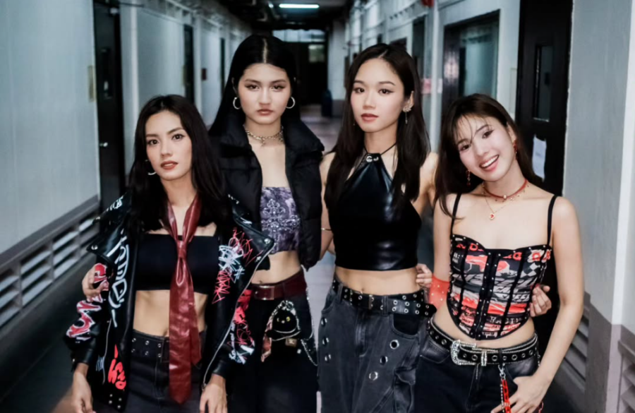 Vivid Filipino girl group