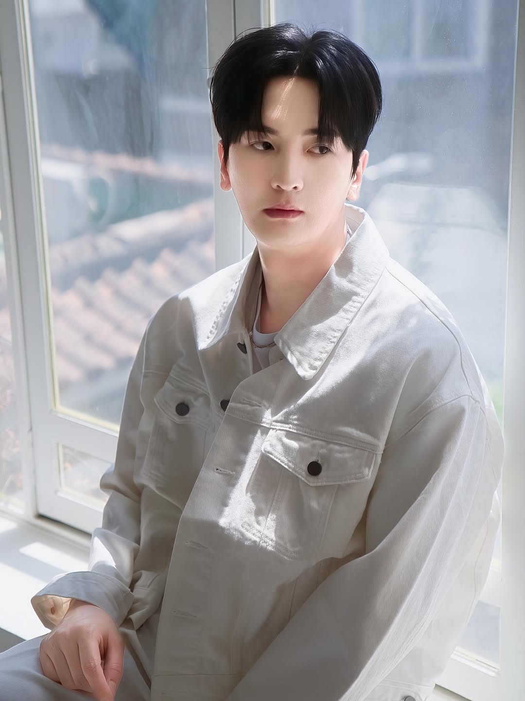 STC member Donghyeon