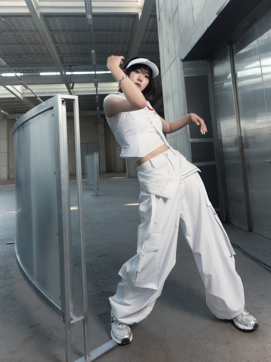 CHO HYEJIN